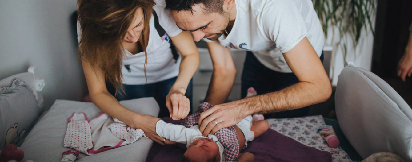 Die langsame Annäherung an unser Pflegekind - meinefamilie.at Baby wickeln