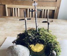 DIY: Golgotha und das Heilige Grab - meinefamilie.at  DIY Golgotha basteln