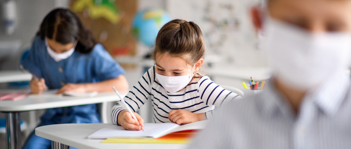 Schulkinder im Klassenzimmer