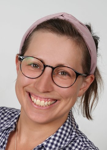 Portraitfoto Petra Schmied