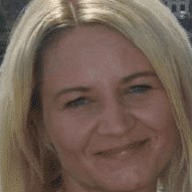 Portraitfoto Iris Van den Hoeven