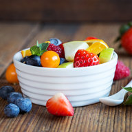 Schüssel mit Obstsalat