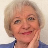 Portraitfoto Maria Neuberger-Schmidt