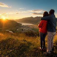 Ehepaar genießt Landschaft