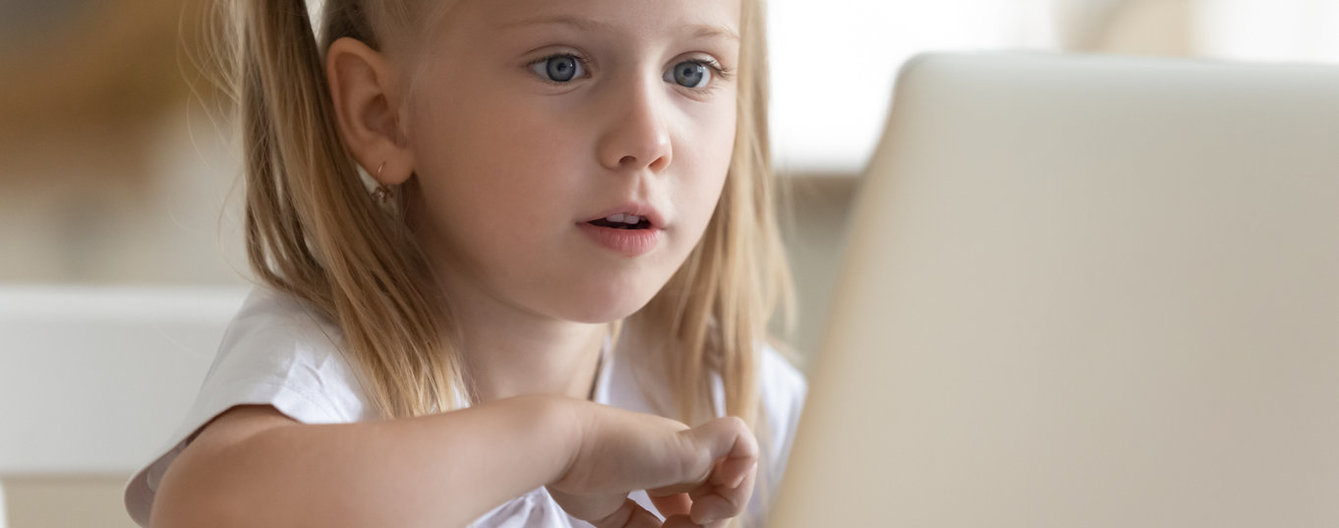 iStock/fizkes